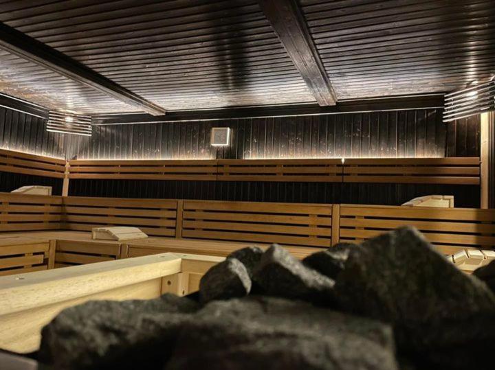 Wellnesshotel Waldquartier Gmbh Ig