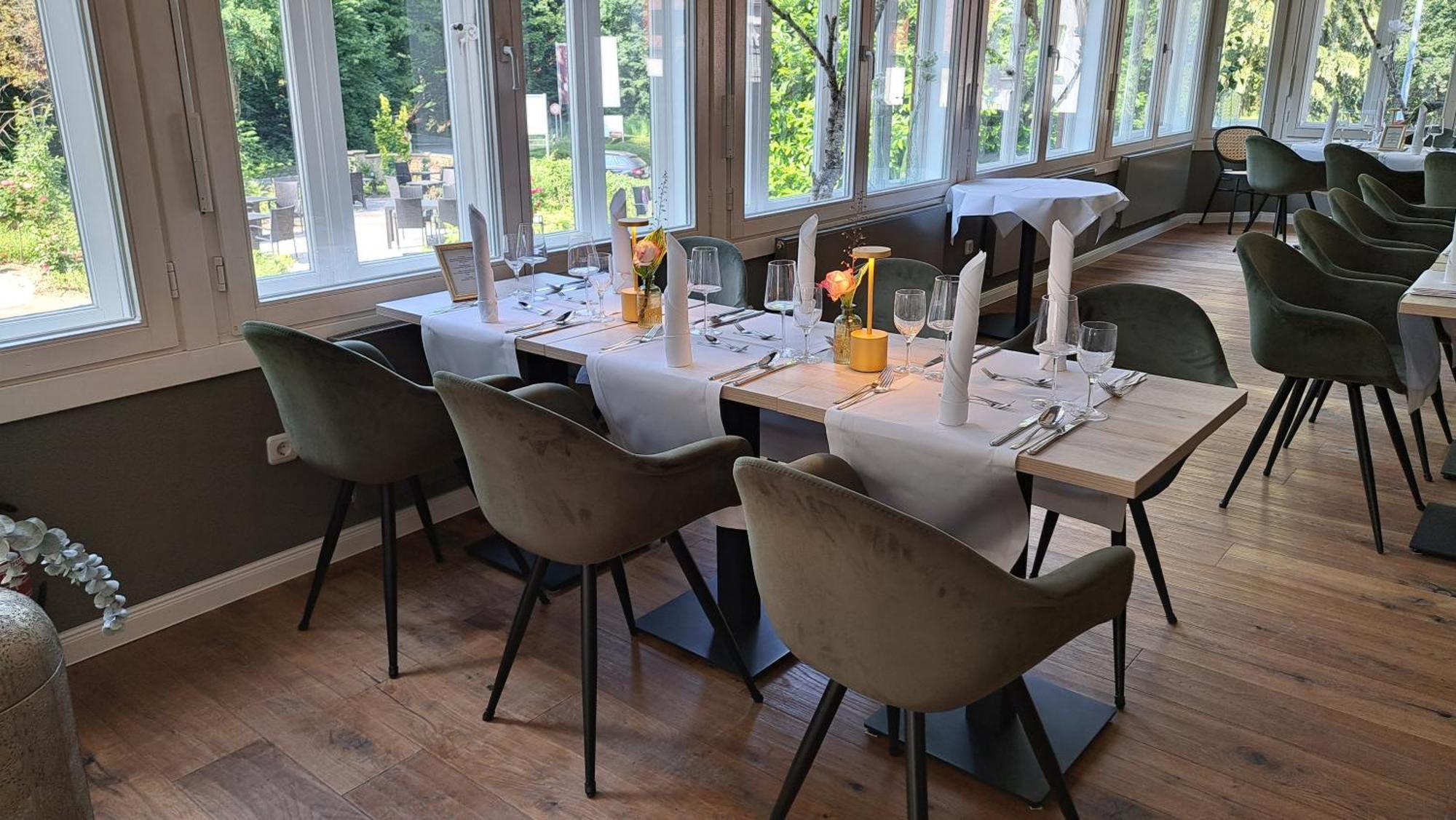 Wellnesshotel Waldquartier Gmbh Ig