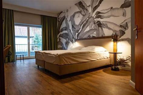 Wellnesshotel Waldquartier Gmbh Hotel